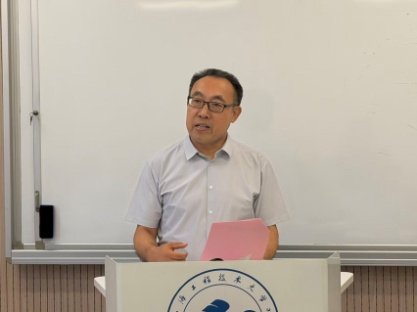 来自各教研室的10结合凤凰体育app